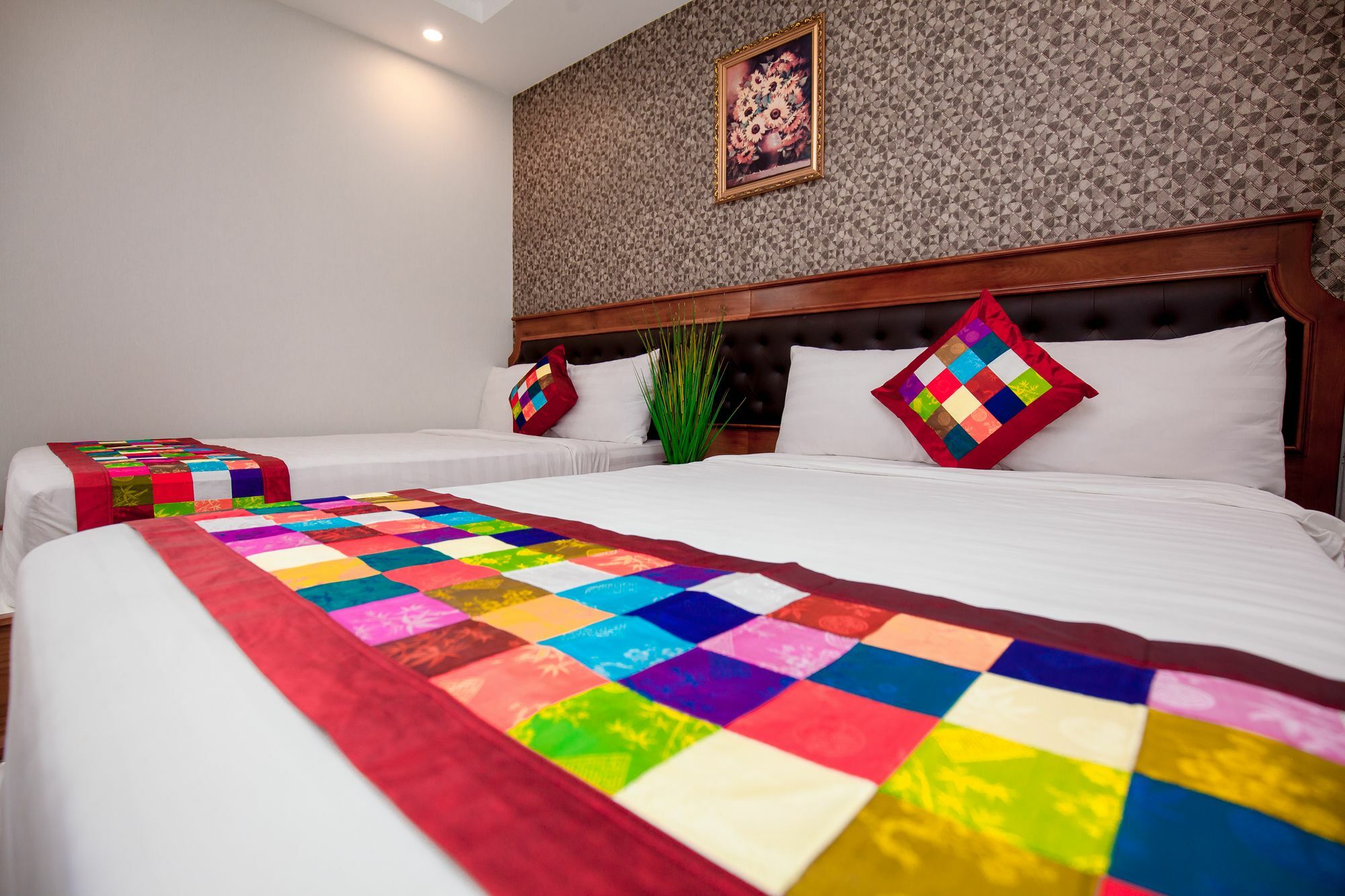 Tuong Vy Hotel Ho Chi Minh City Exterior photo
