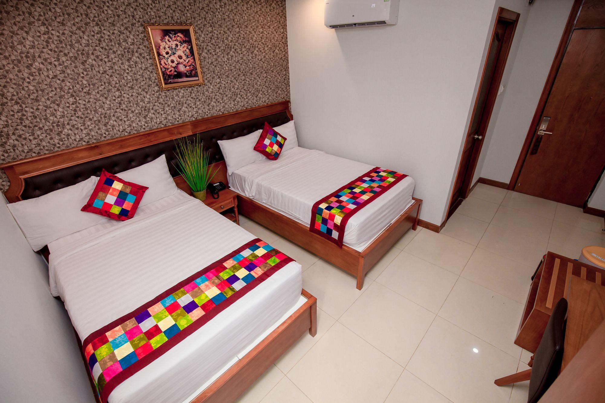 Tuong Vy Hotel Ho Chi Minh City Exterior photo